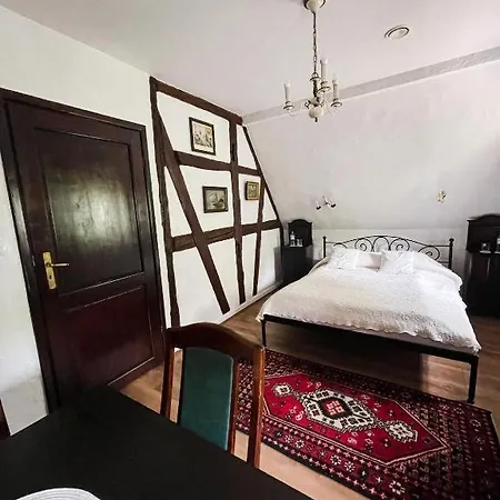 Bed & Breakfast Karczma Rzym Dwor 3*