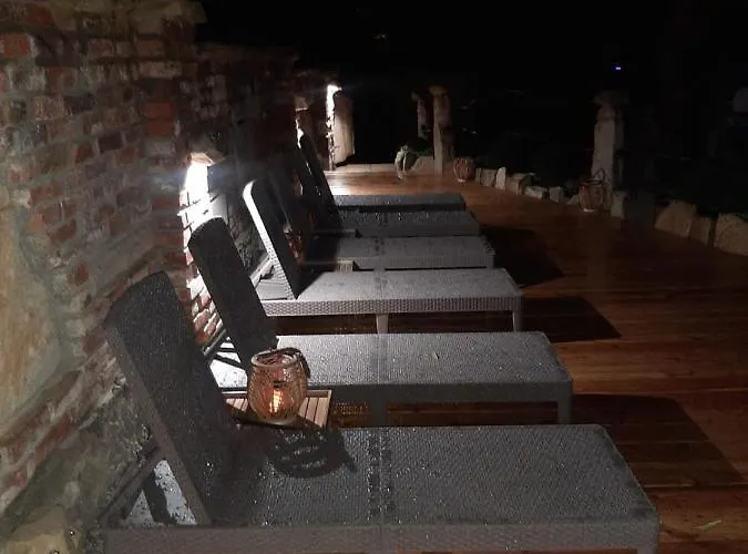 Bed & Breakfast Karczma Rzym Dwor Wrocław