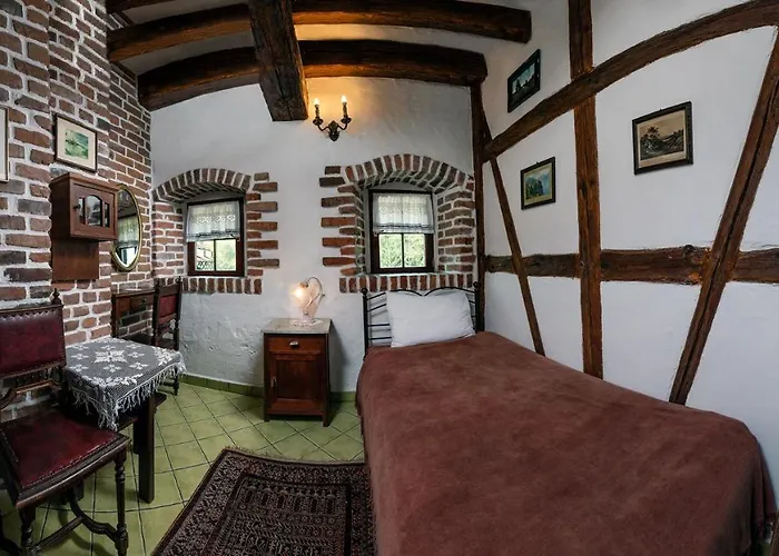 Karczma Rzym Dwor Bed & Breakfast Wrocław