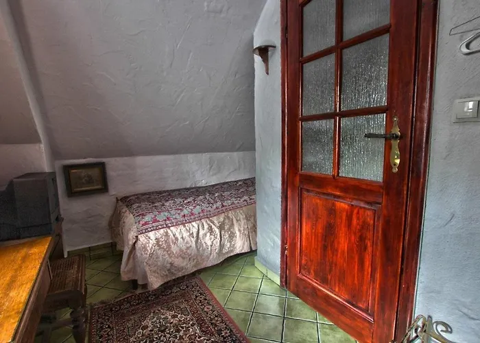 Karczma Rzym Dwor Bed & Breakfast 3*